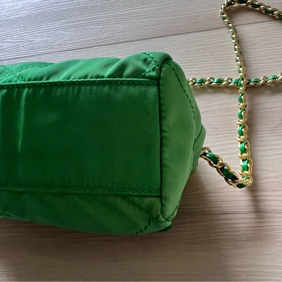 Vintage Prada Tessuto Quilted Nylon Bag Green - Picture 6 of 14